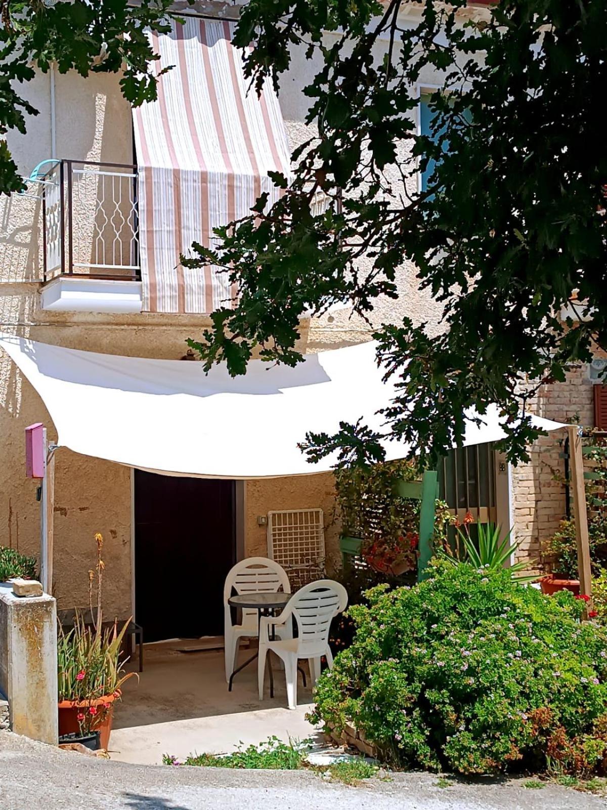 B&B La Ciammaruca Pollutri Exterior photo